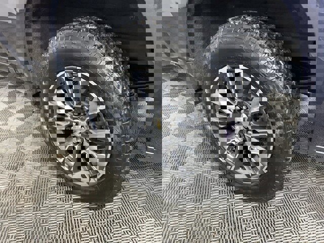 Used 2023 Chevrolet Silverado 1500 LT w/ All Star Edition Plus image 9