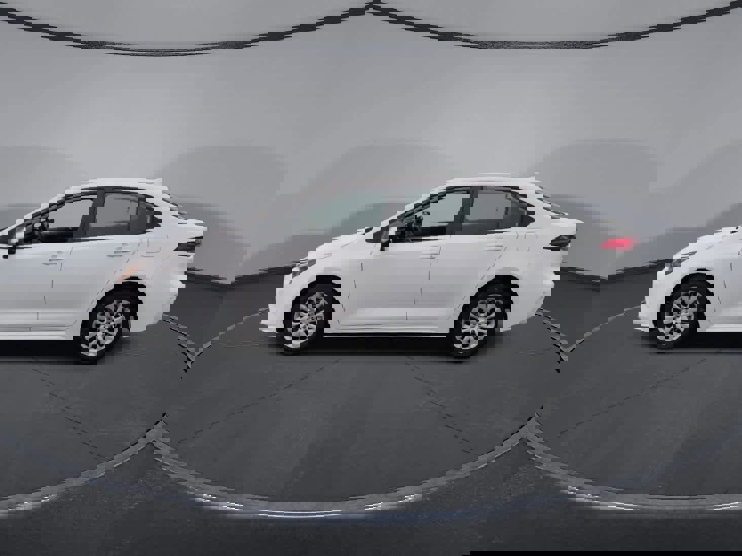 Used 2023 Toyota Corolla LE image 5