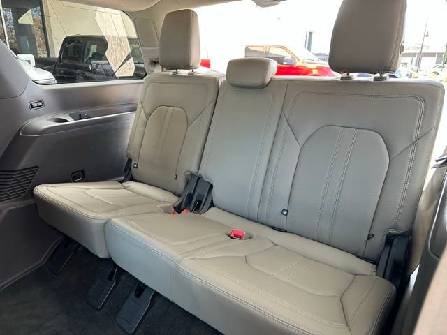 Certified 2018 Ford Expedition Limited w/ Equipment Group 302A image 16