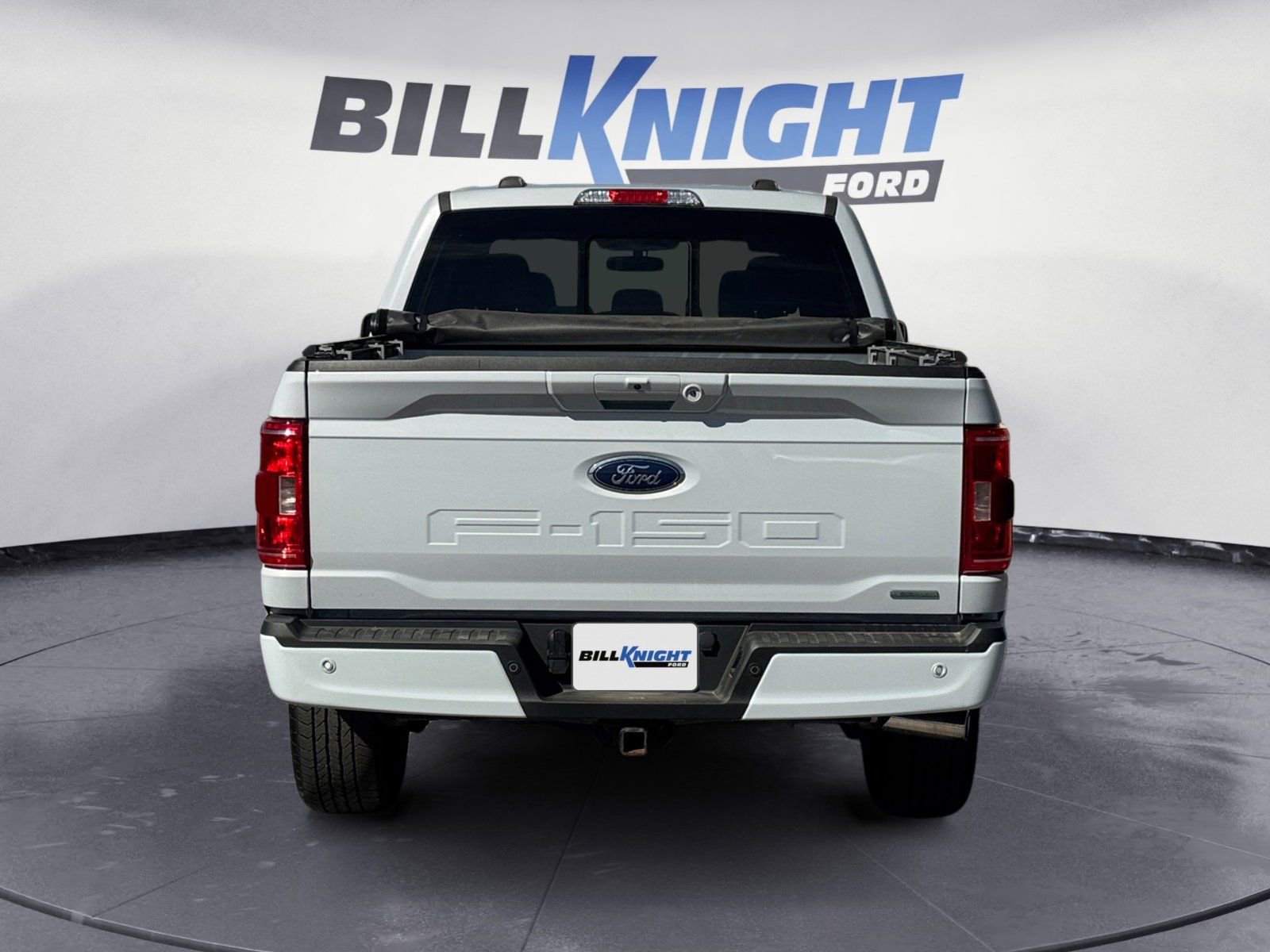 Certified 2022 Ford F150 XLT w/ Equipment Group 302A High image 4