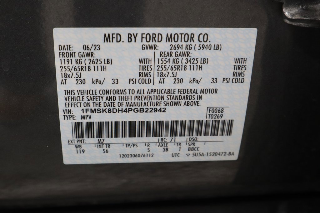 Certified 2023 Ford Explorer XLT w/ Equipment Group 202A image 33