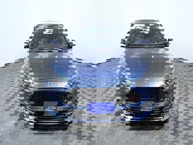 Certified 2018 Ford Focus ST w/ Equipment Group 401A image 6