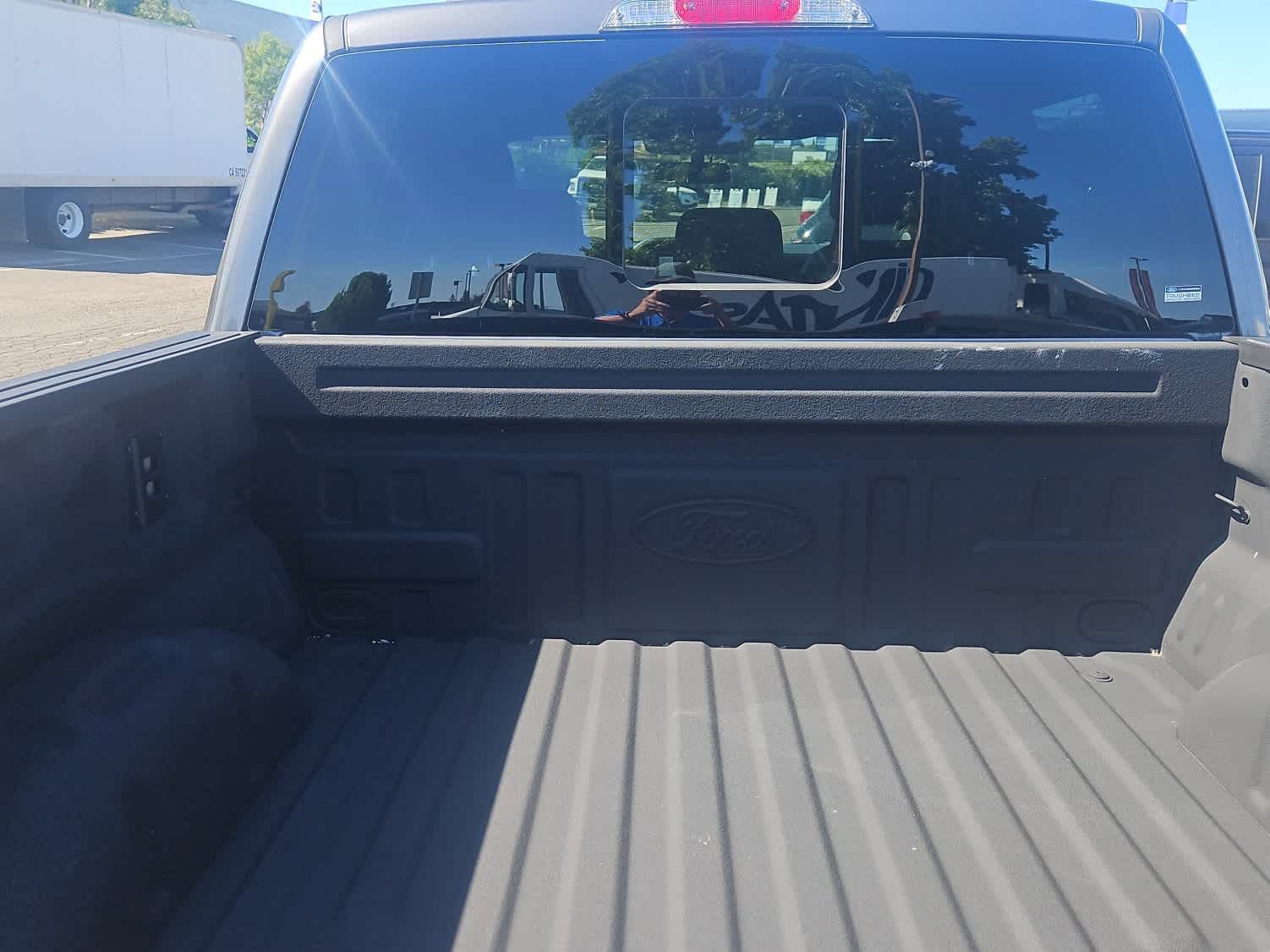 Certified 2025 Ford F150 Lariat w/ Equipment Group 501A Mid AWD/4WD image 9