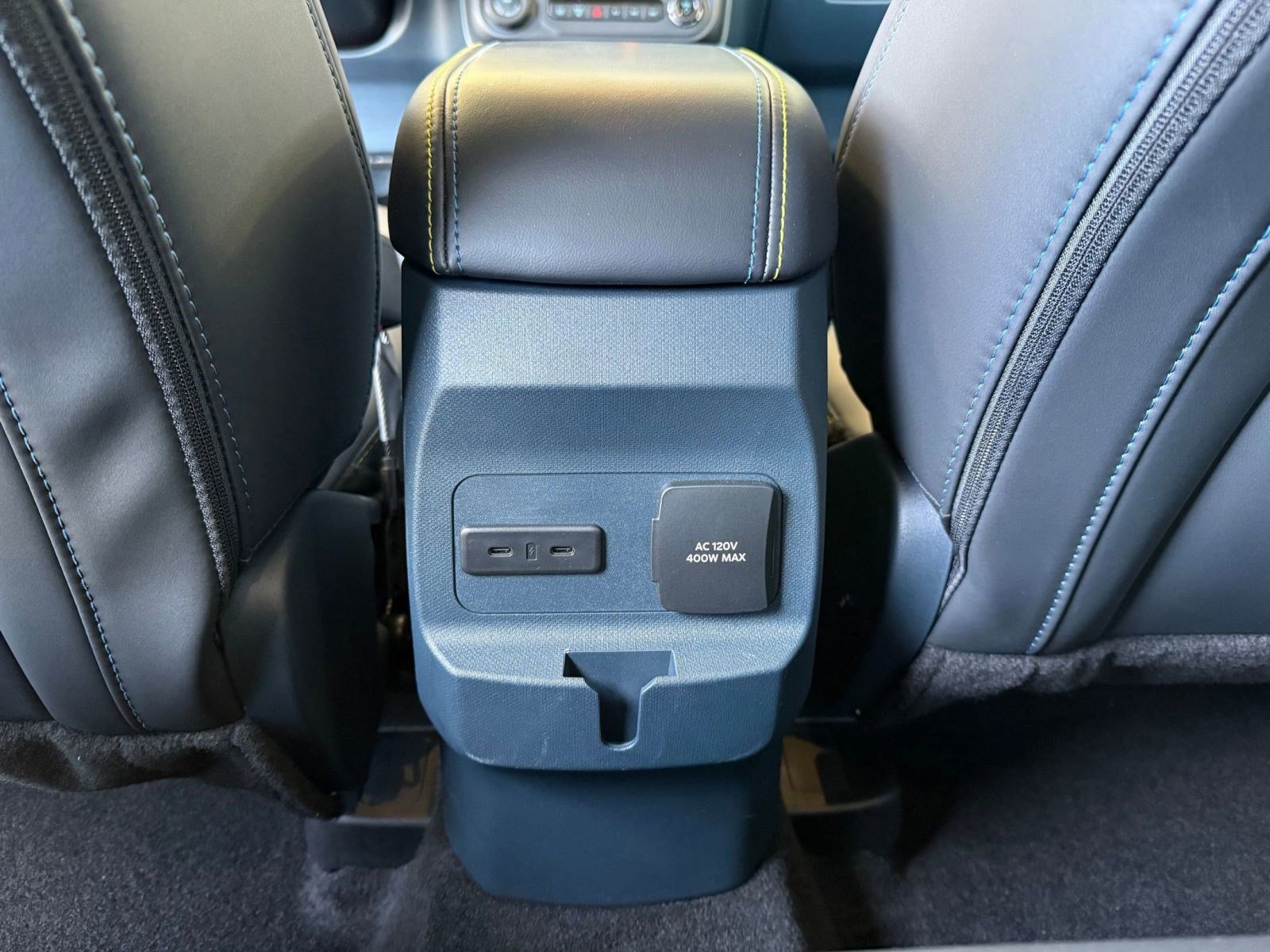 Certified 2025 Ford Maverick Lobo image 24