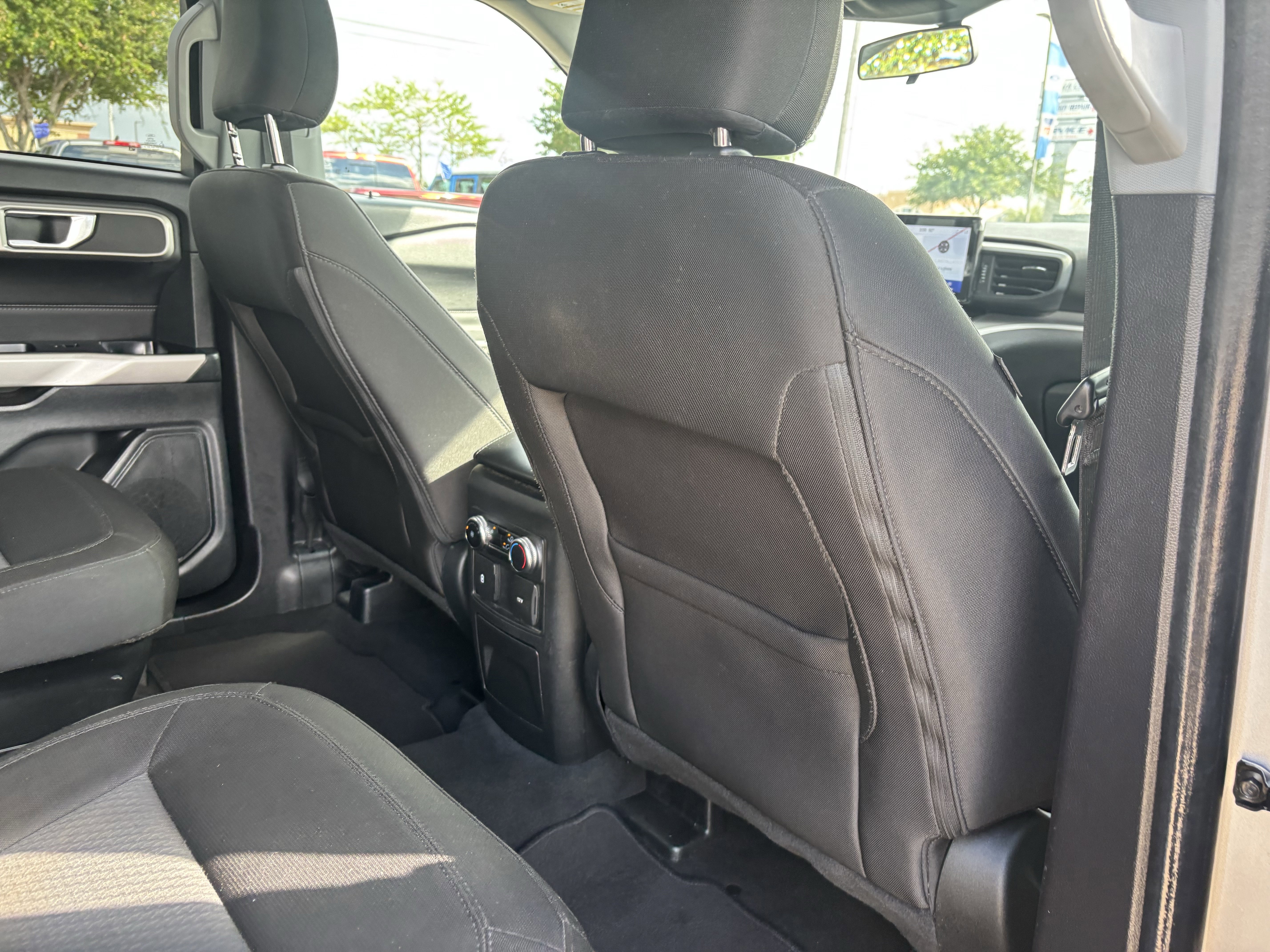 Certified 2023 Ford Explorer XLT image 23