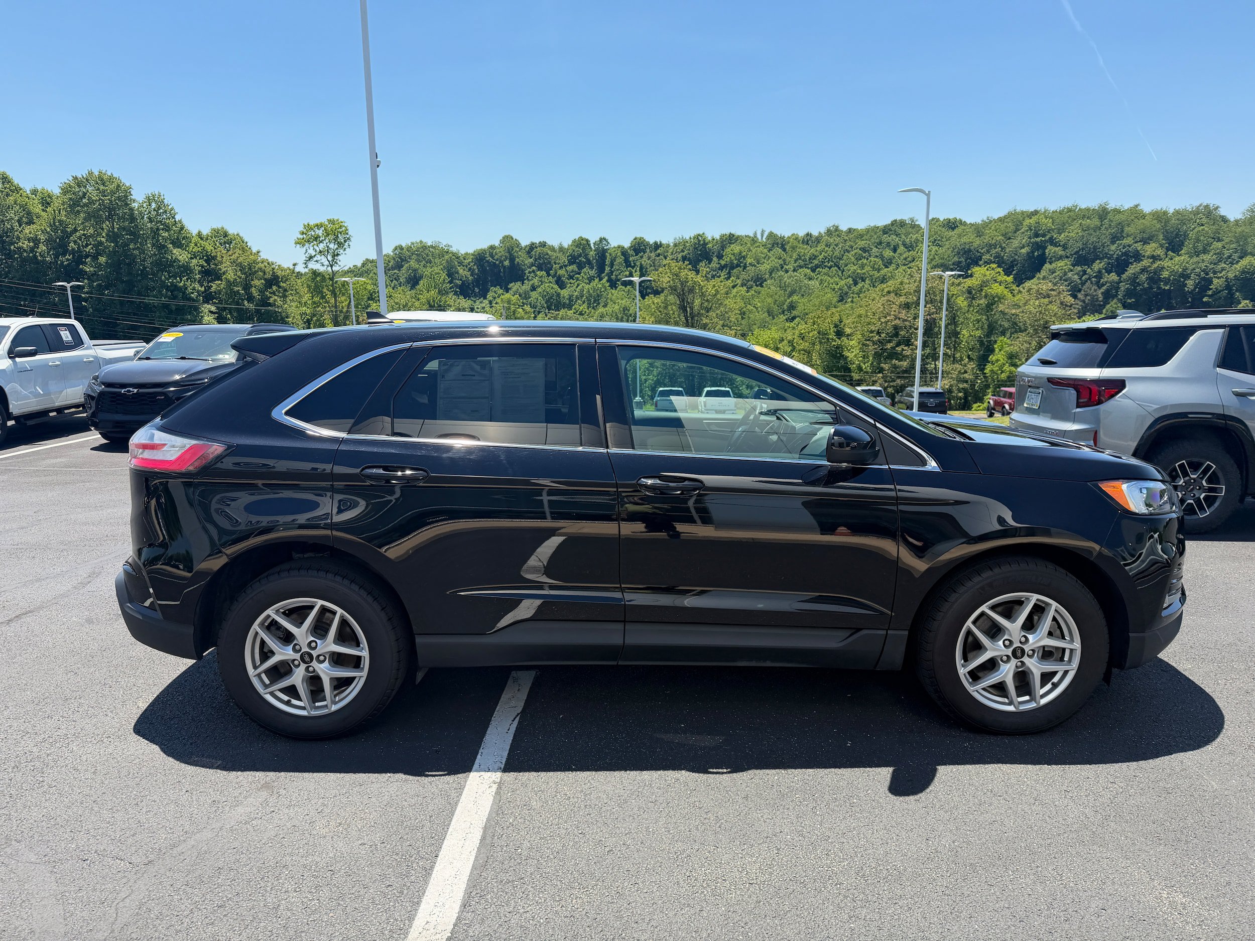 Certified 2024 Ford Edge SEL w/ Convenience Package AWD/4WD image 5