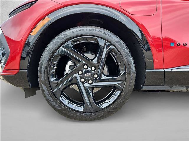 Used 2025 Chevrolet Equinox EV RS FWD image 24
