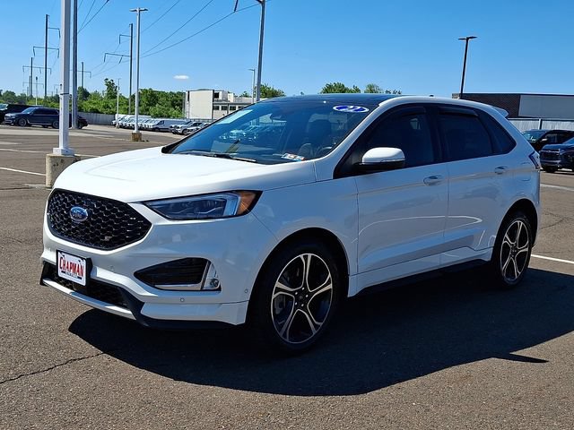 Certified 2022 Ford Edge ST w/ Equipment Group 401A AWD/4WD image 3