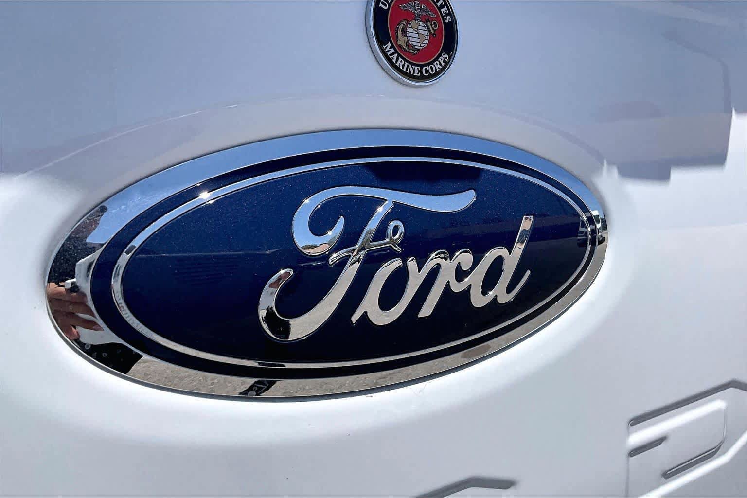 Certified 2025 Ford F250 XL w/ STX Appearance Package AWD/4WD image 29