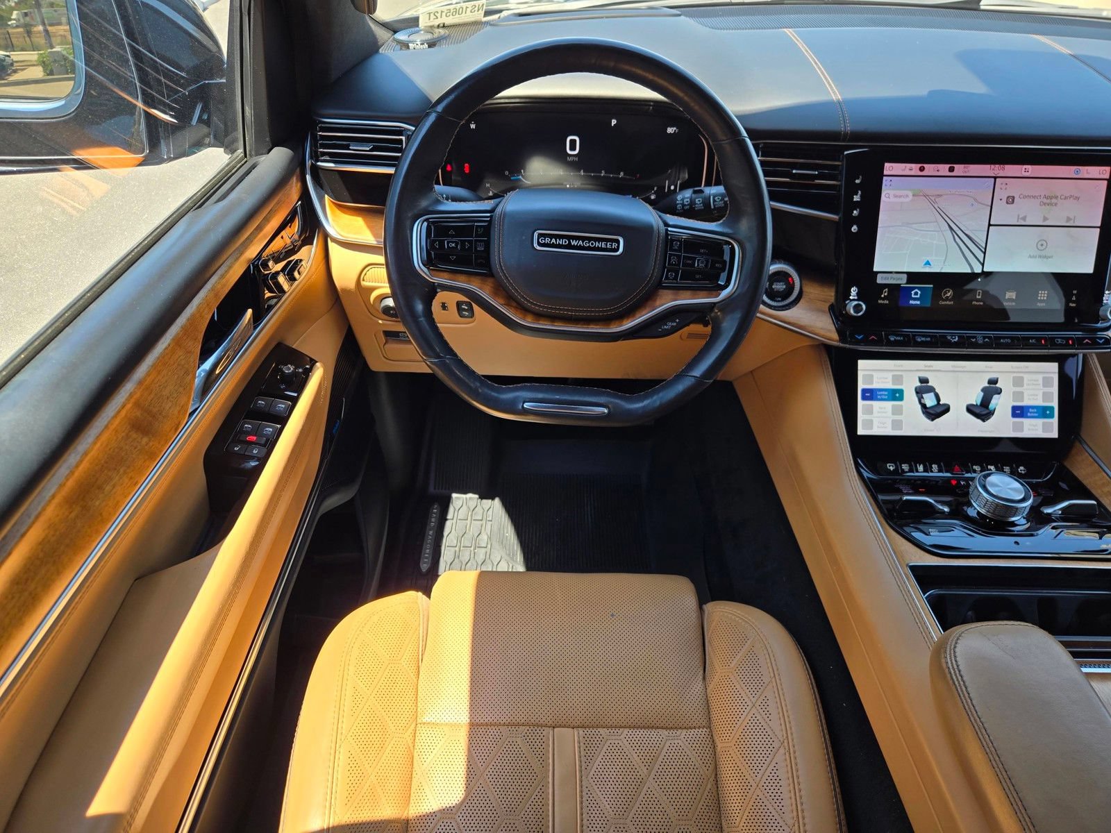 Used 2022 Jeep Grand Wagoneer Series III w/ Rear Seat Video Group 1 AWD/4WD image 16