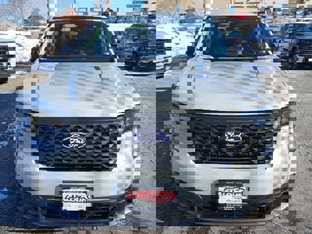 Certified 2025 Ford Maverick XLT w/ 4K Tow Package image 3