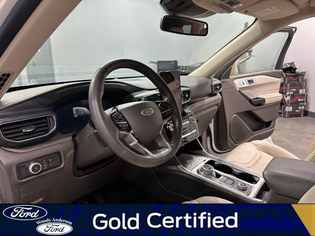 Certified 2022 Ford Explorer Platinum w/ Equipment Group 601A image 9