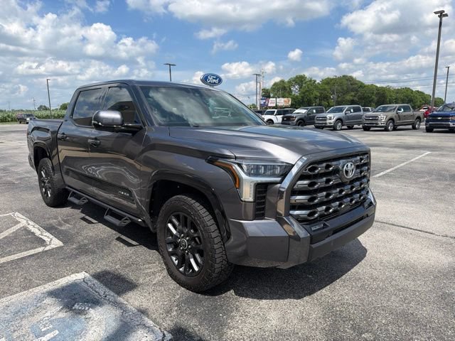 Used 2023 Toyota Tundra Platinum AWD/4WD image 3