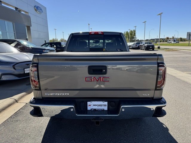 Used 2017 GMC Sierra 1500 SLT image 2