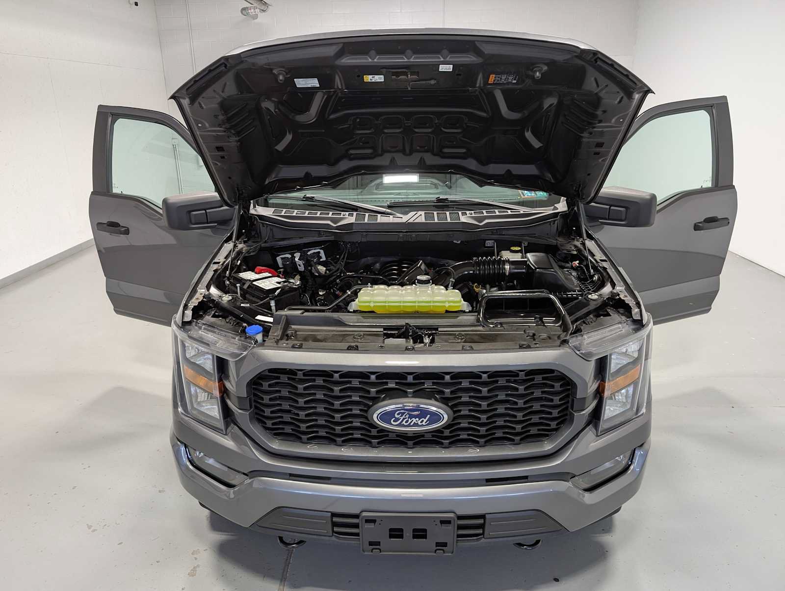 Certified 2023 Ford F150 XL w/ STX Appearance Package AWD/4WD image 13