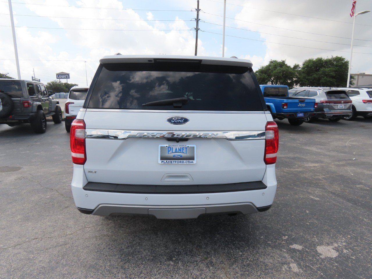 Certified 2020 Ford Expedition XLT RWD image 13