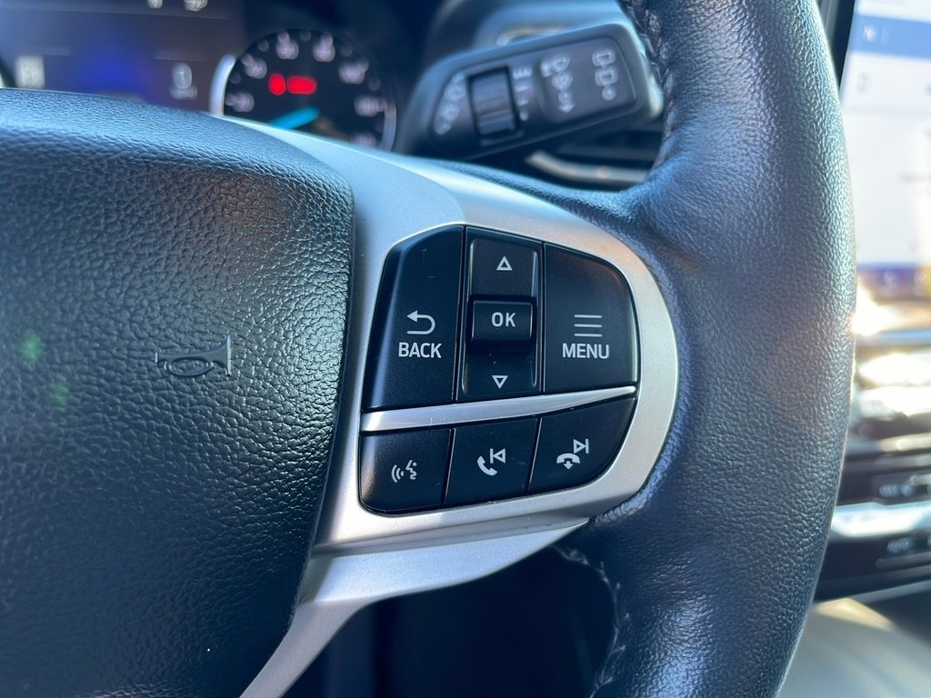 Certified 2023 Ford Explorer Limited w/ Limited Technology Package image 25