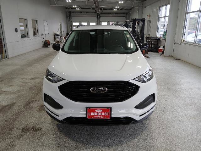 Certified 2022 Ford Edge SE w/ Black Appearance Package image 8