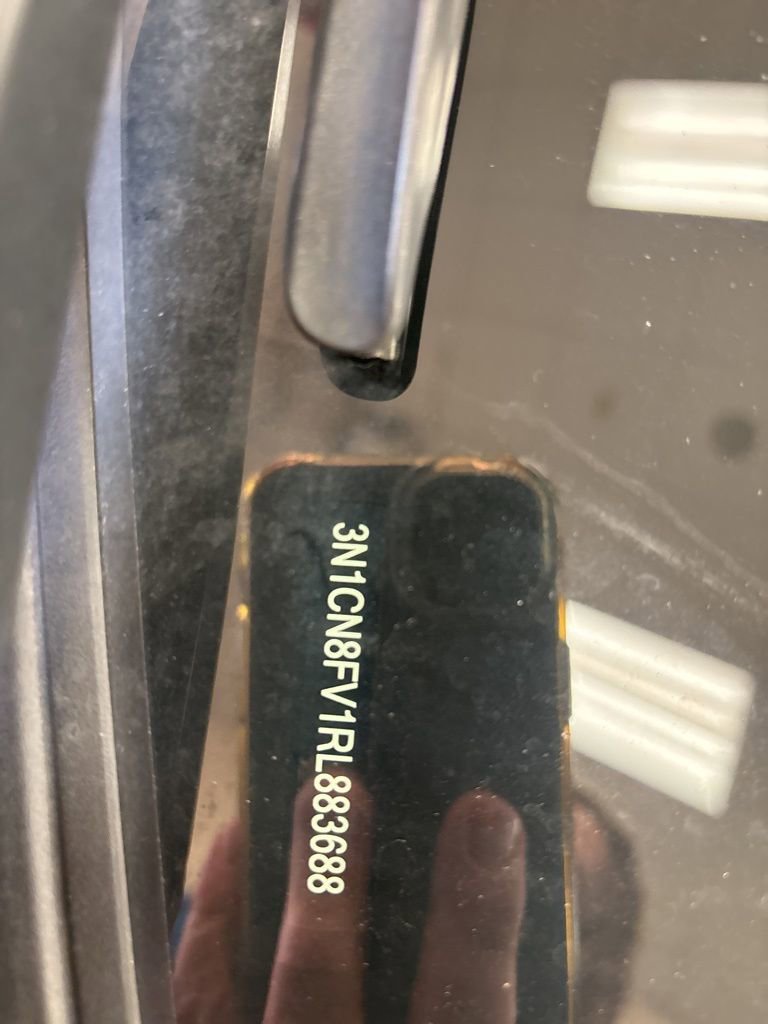 Used 2024 Nissan Versa SR w/ Trunk Package