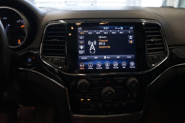 Used 2020 Jeep Grand Cherokee Overland AWD/4WD image 22