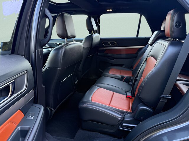 Certified 2019 Ford Explorer XLT w/ Equipment Group 202A AWD/4WD image 5