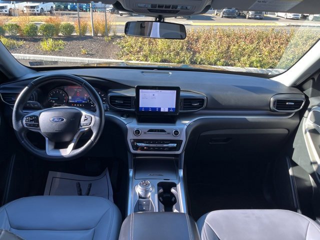 Certified 2021 Ford Explorer XLT w/ Equipment Group 202A image 24