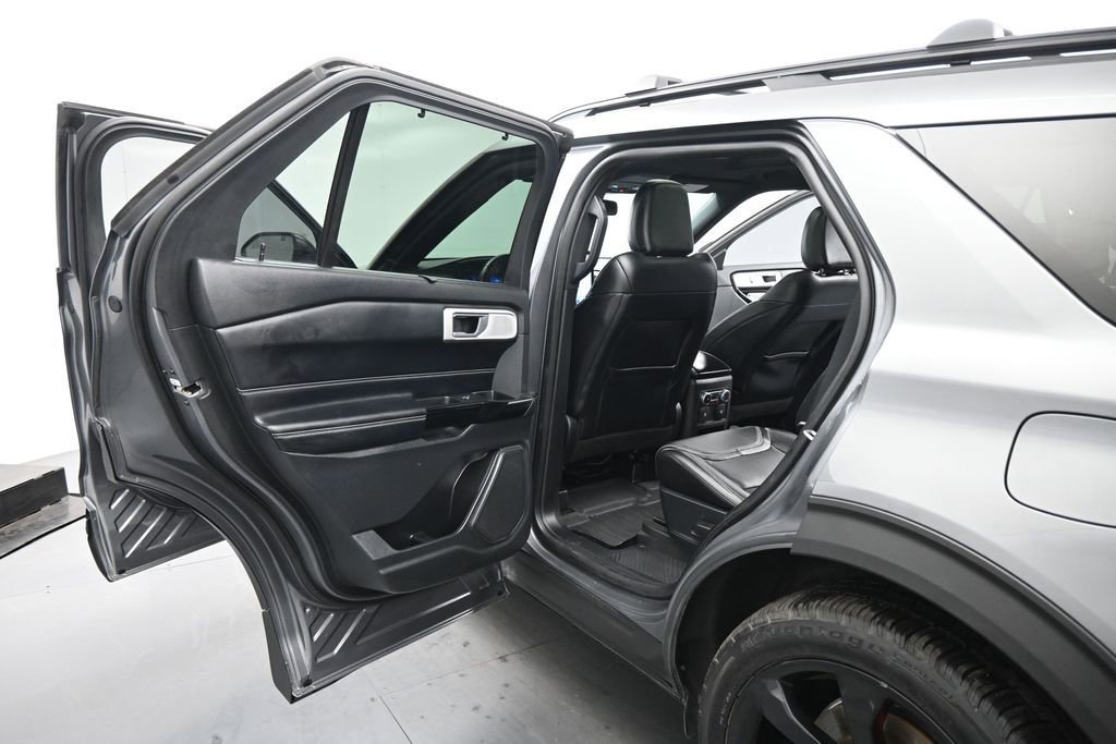 Certified 2021 Ford Explorer ST w/ Equipment Group 401A AWD/4WD image 18