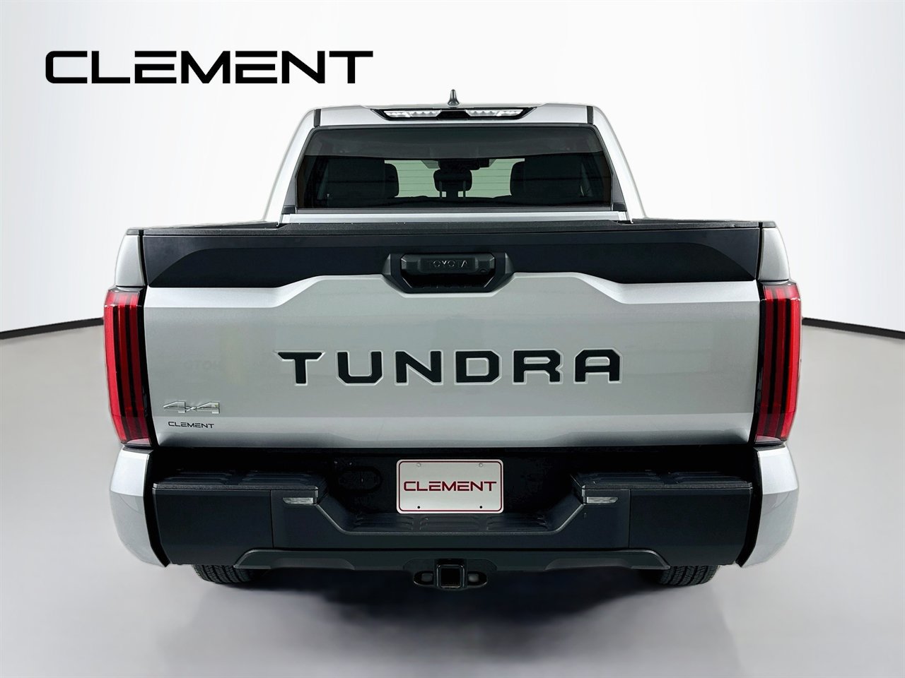 Used 2024 Toyota Tundra SR5 w/ SR5 Premium Package AWD/4WD image 8