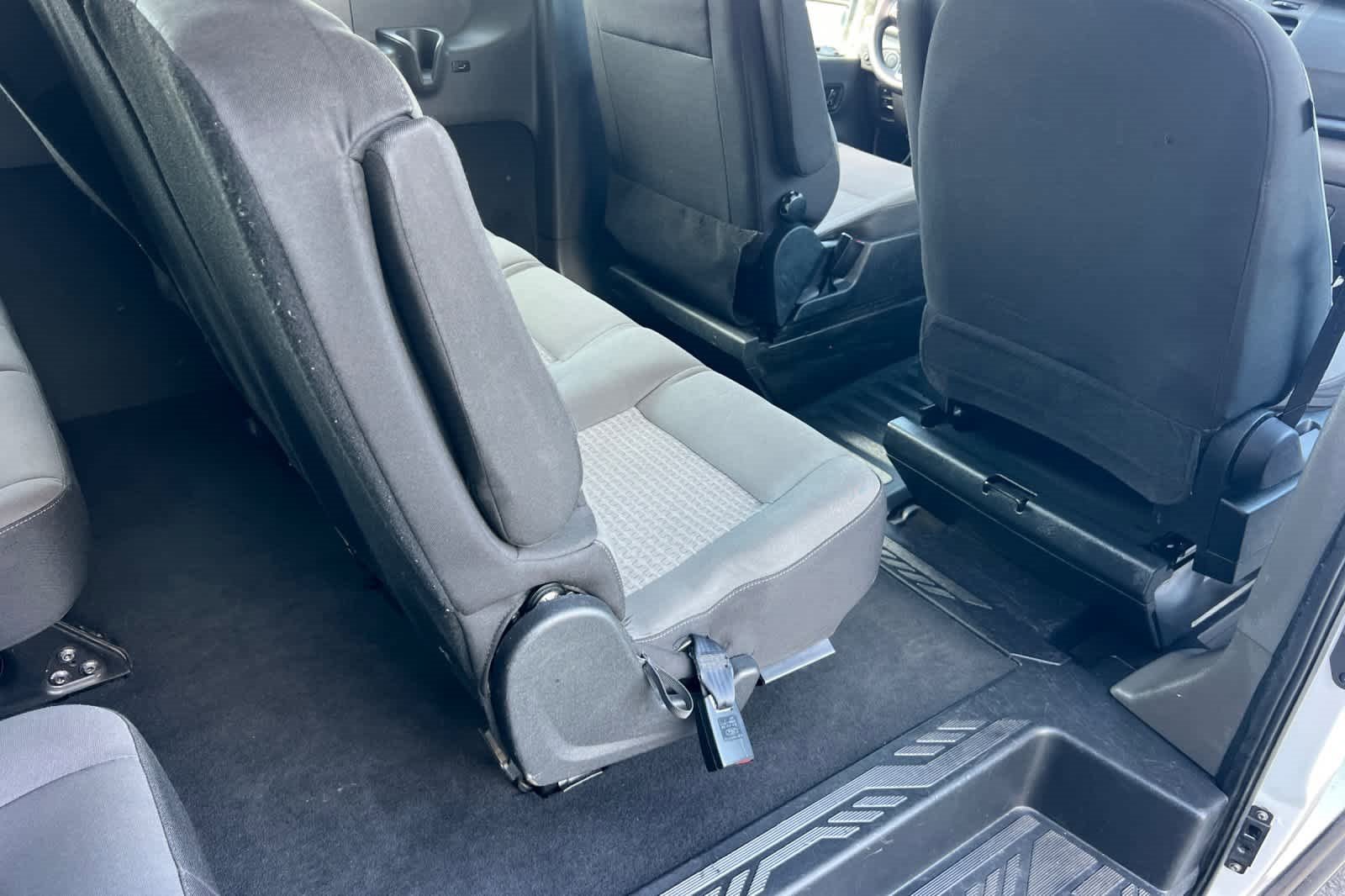 Certified 2022 Ford Transit 350 XLT image 4