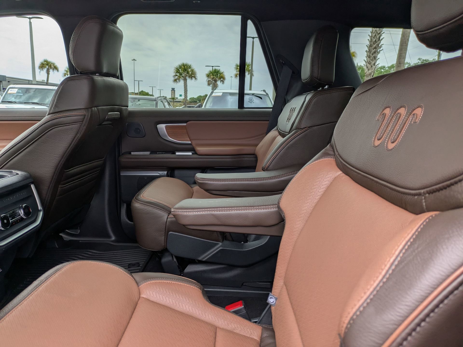 Certified 2025 Ford Expedition King Ranch AWD/4WD image 18