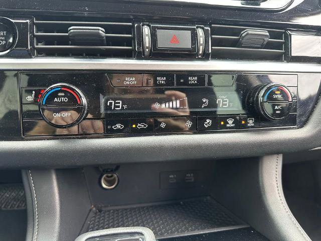Used 2025 Nissan Pathfinder SV AWD/4WD image 22