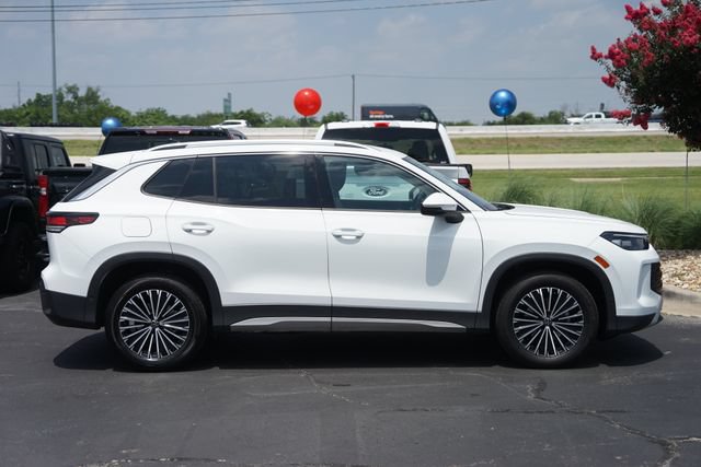 Used 2025 Volkswagen Tiguan S FWD image 5