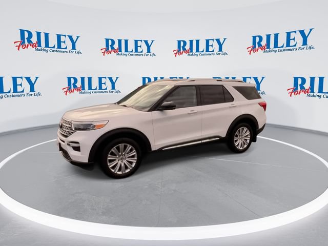Certified 2023 Ford Explorer Limited w/ Limited Technology Package AWD/4WD image 4