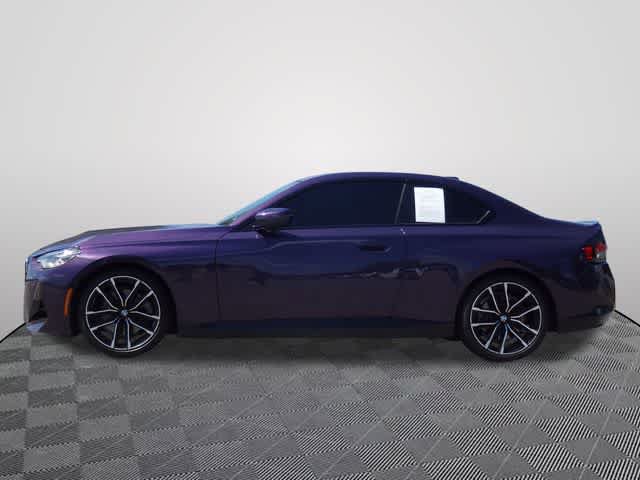 Used 2024 BMW 230i Coupe w/ Premium Package RWD image 2