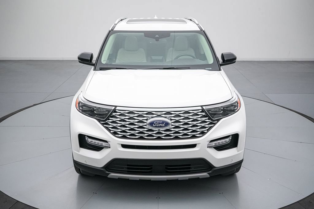 Certified 2023 Ford Explorer Platinum w/ Technology Package AWD/4WD image 10