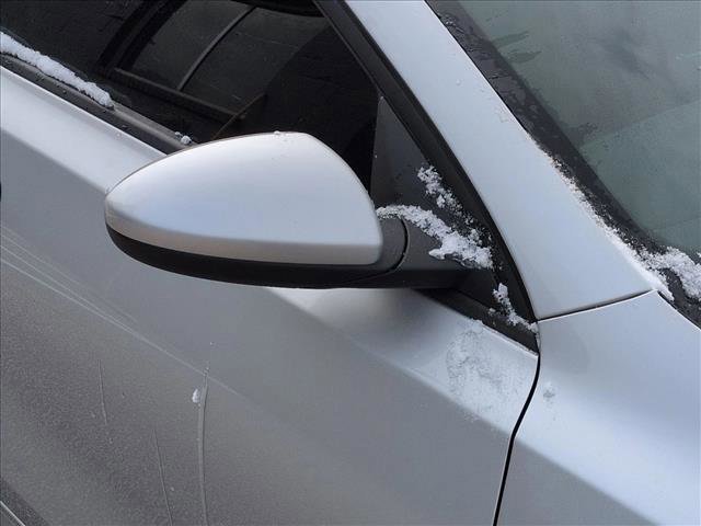 Used 2020 Kia Forte LXS image 9