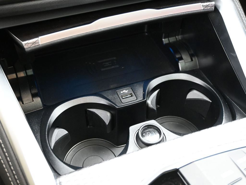 Used 2025 BMW i4 eDrive40 w/ M Sport Package image 45