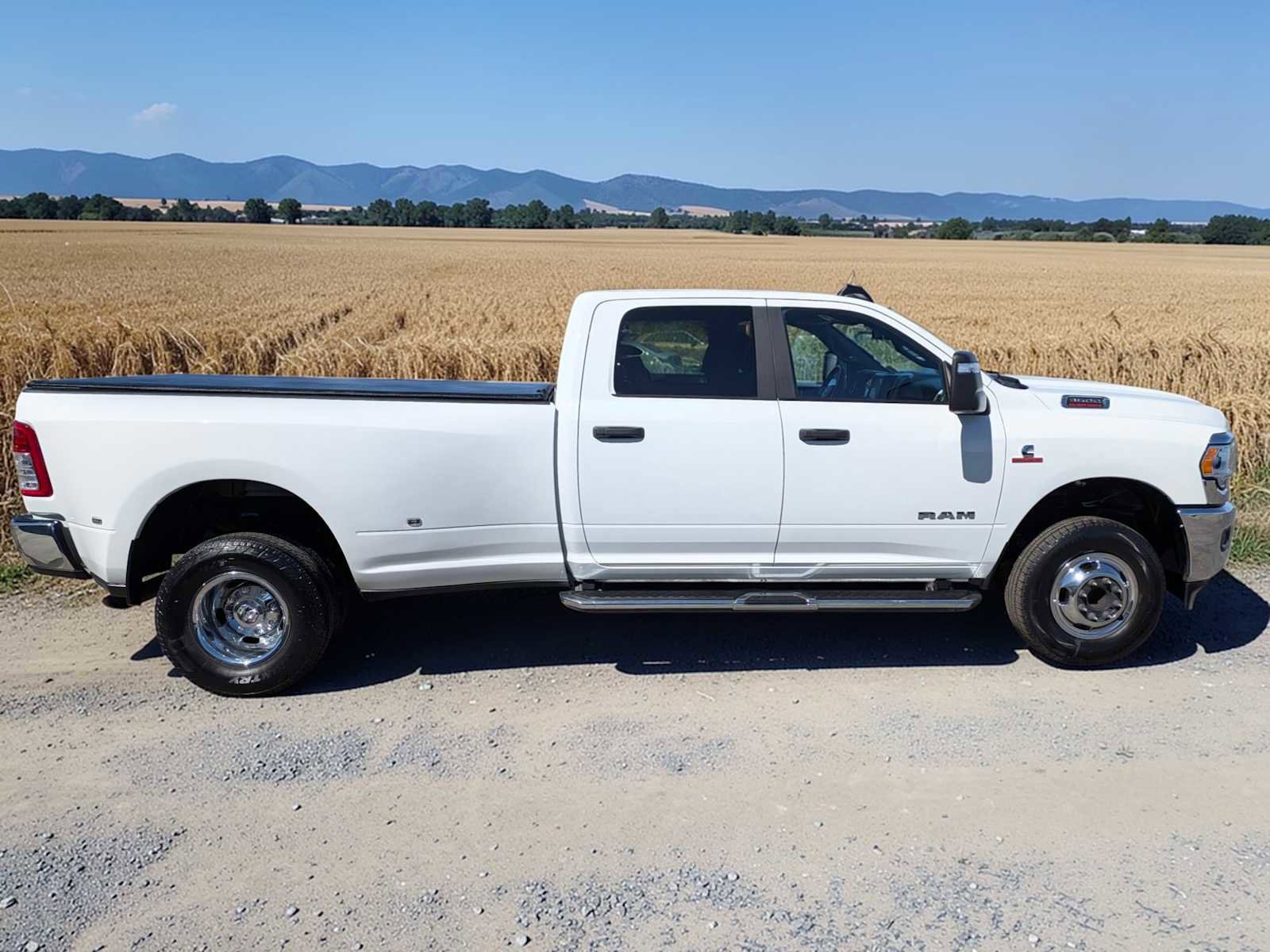 Used 2024 RAM 3500 Big Horn image 2