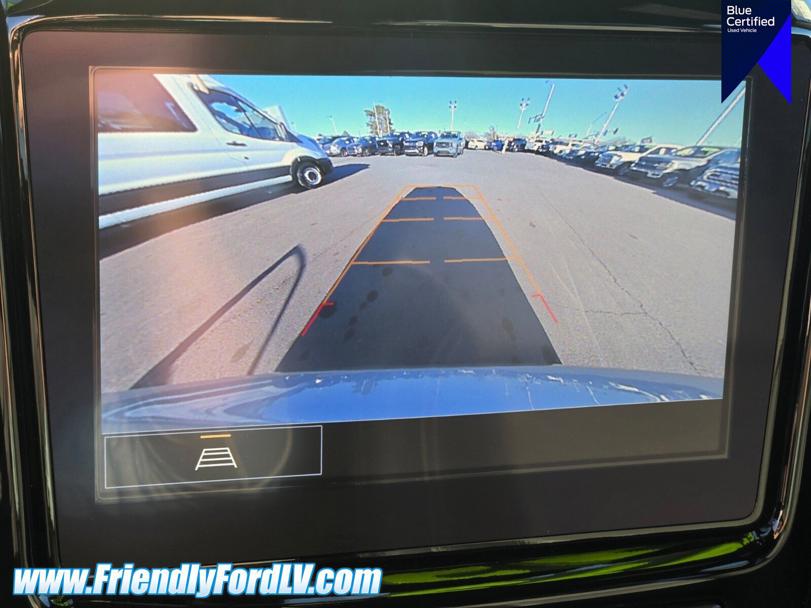 Used 2023 Chevrolet Traverse LT FWD image 22