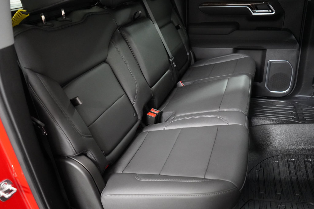 Used 2026 GMC Sierra 1500 Elevation w/ Elevation Premium Package AWD/4WD image 22