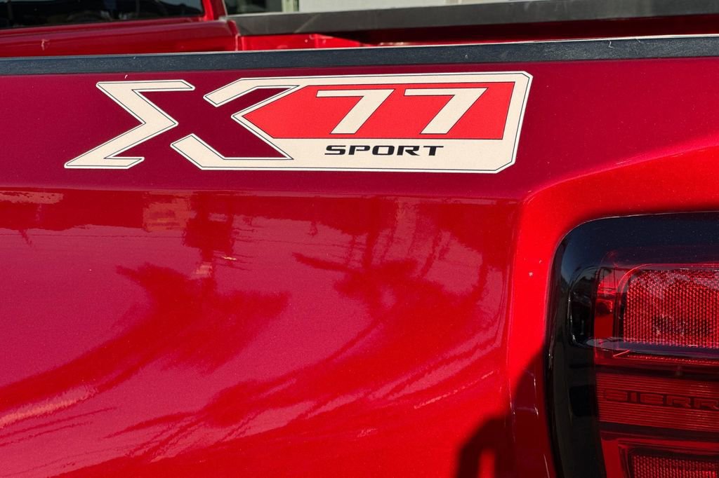 Used 2024 GMC Sierra 1500 Elevation image 31