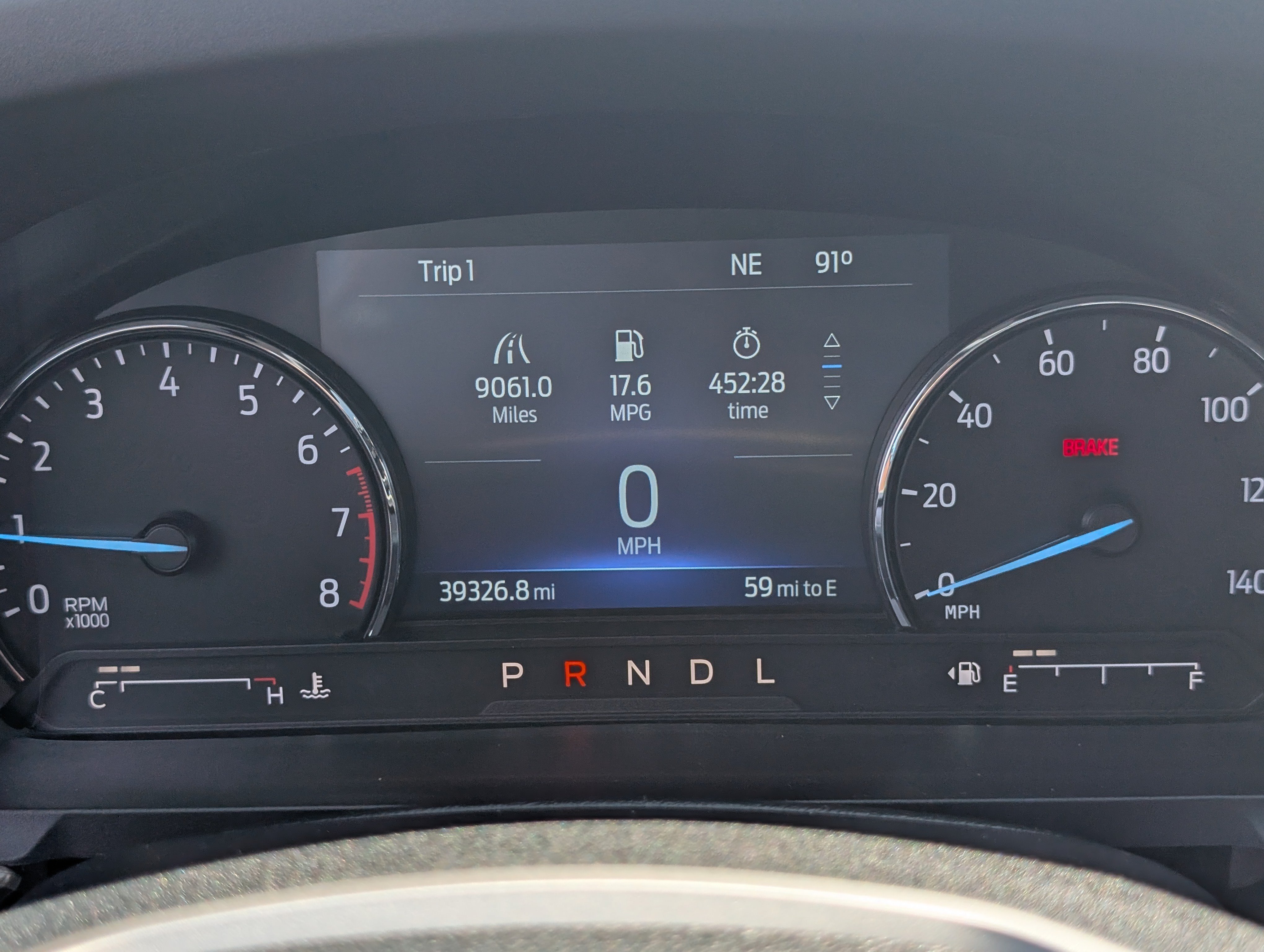 Certified 2022 Ford Explorer Limited w/ Limited Technology Package AWD/4WD image 37