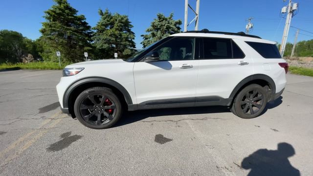 Certified 2022 Ford Explorer ST w/ Equipment Group 401A AWD/4WD image 6