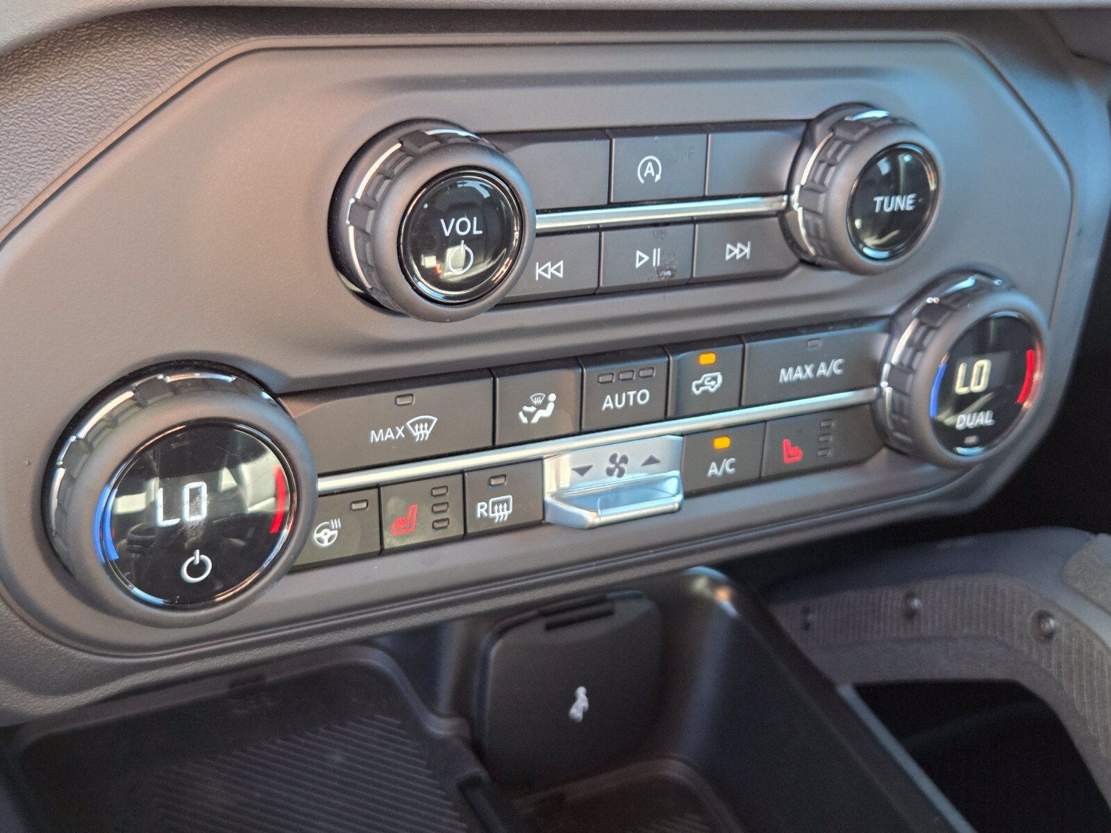 Certified 2025 Ford Bronco Badlands AWD/4WD image 22