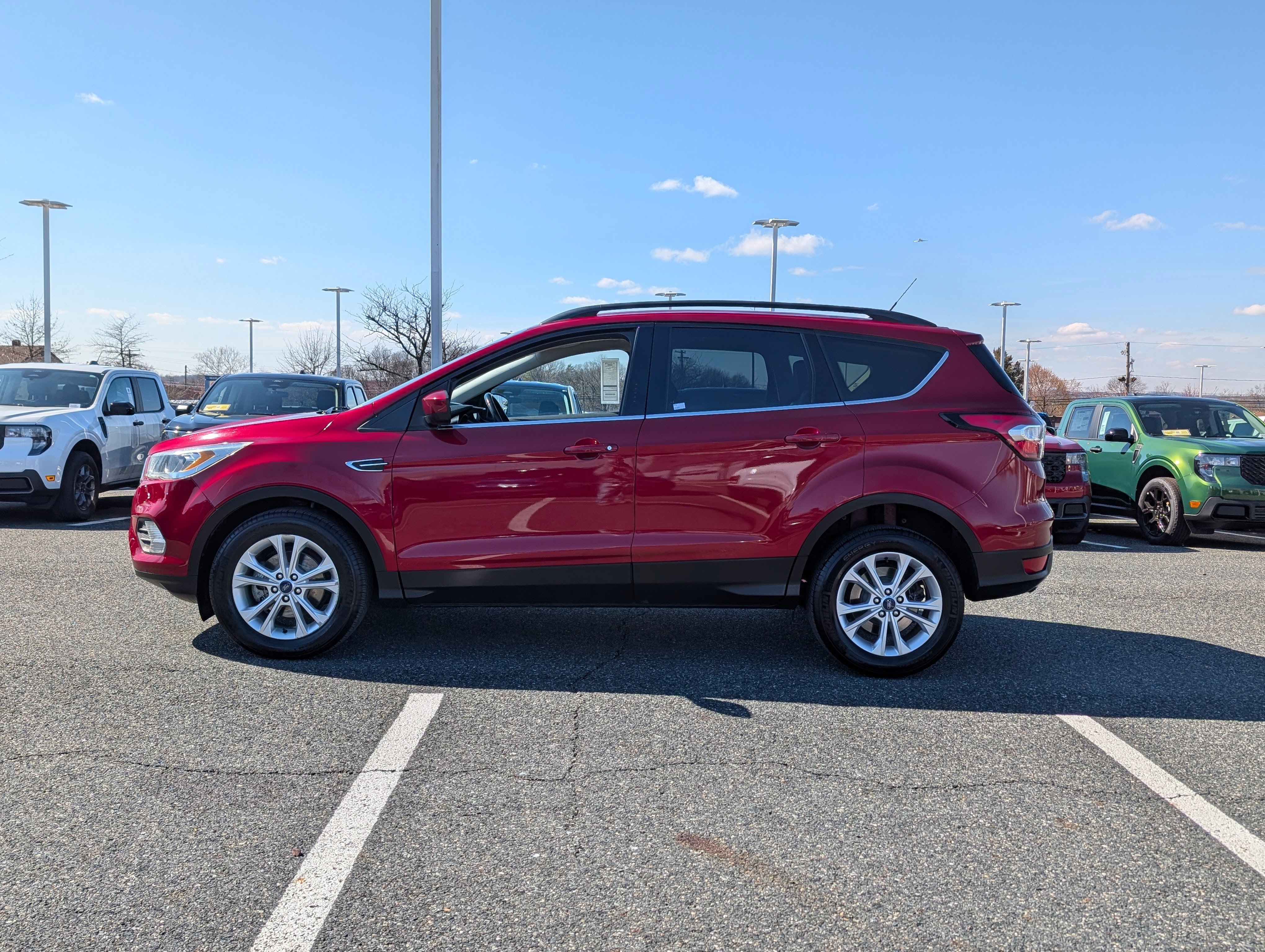 Certified 2018 Ford Escape SEL image 2
