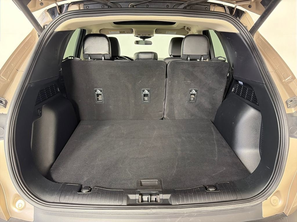 Certified 2020 Ford Escape SE Sport AWD/4WD image 27