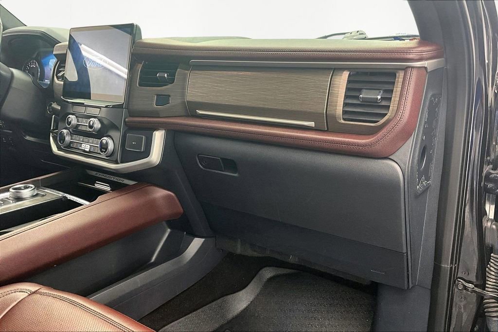 Certified 2022 Ford Expedition Limited image 17