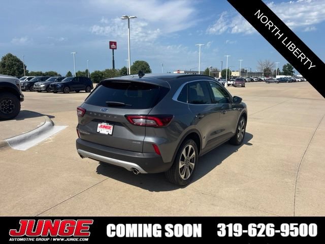 Certified 2025 Ford Escape Platinum AWD/4WD image 7