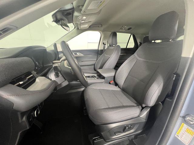 Certified 2026 Ford Explorer Active AWD/4WD image 2