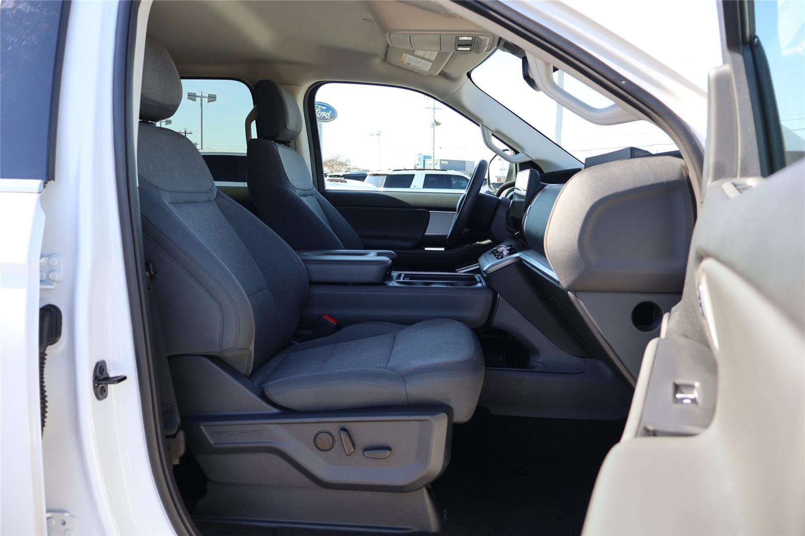 Certified 2025 Ford Expedition Max Active image 39